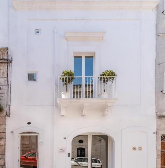 اتاق استاندارد با تخت بزرگ, La Bella Ostuni Suites