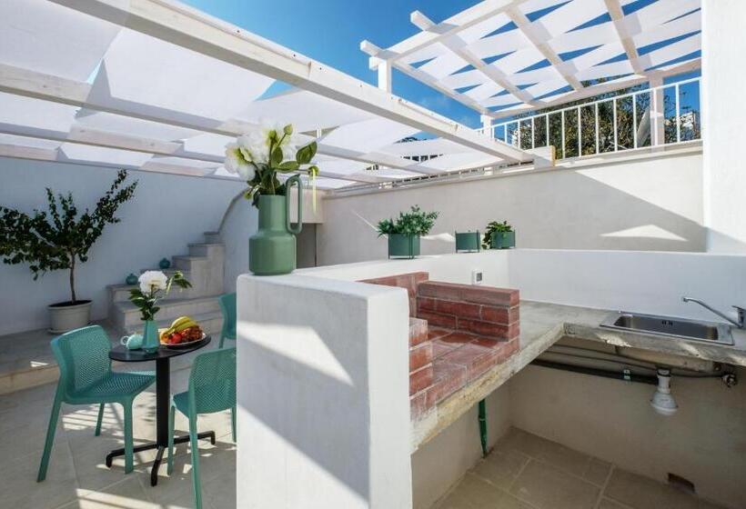 اتاق استاندارد با وان آب گرم, La Bella Ostuni Suites