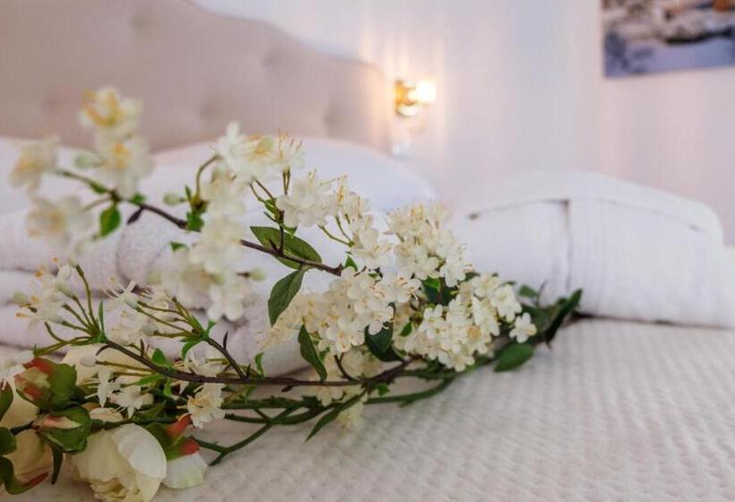 اتاق استاندارد با وان آب گرم, La Bella Ostuni Suites