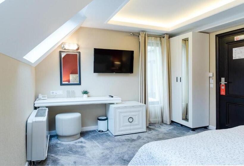 اتاق لوکس با وان آب گرم, Tsarevets Design And Spa