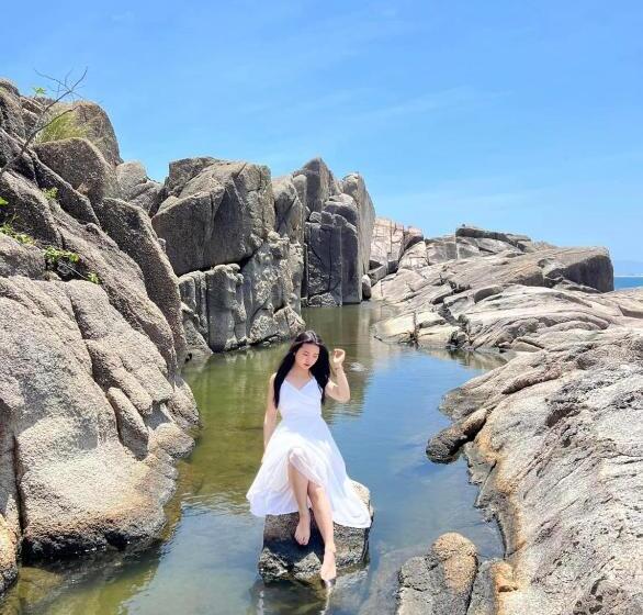 اتاق استاندارد با بالکن, Khách Sạn Nghinh Phong Beach Tuy Hòa
