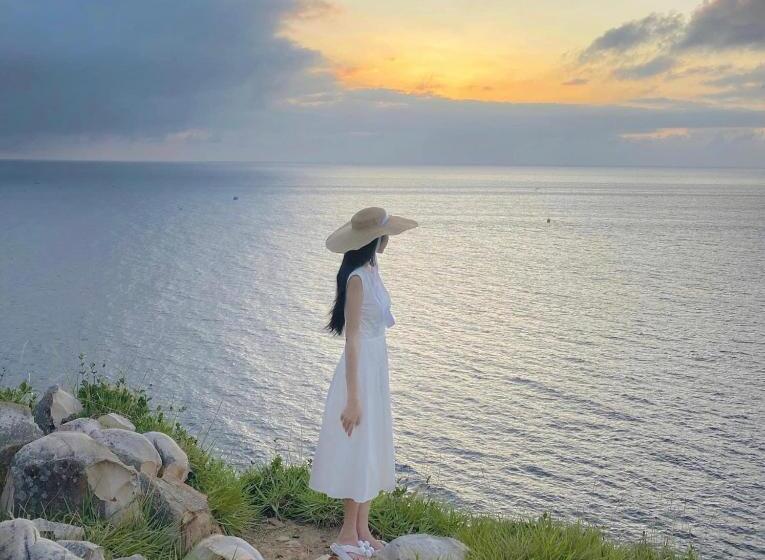 اتاق استاندارد با بالکن, Khách Sạn Nghinh Phong Beach Tuy Hòa
