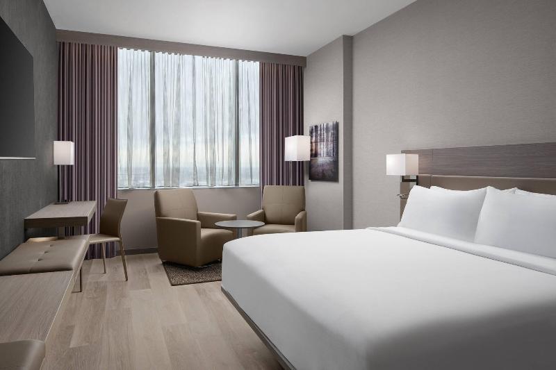 اتاق استاندارد با تخت بزرگ, Ac Hotel By Marriott Orlando Downtown
