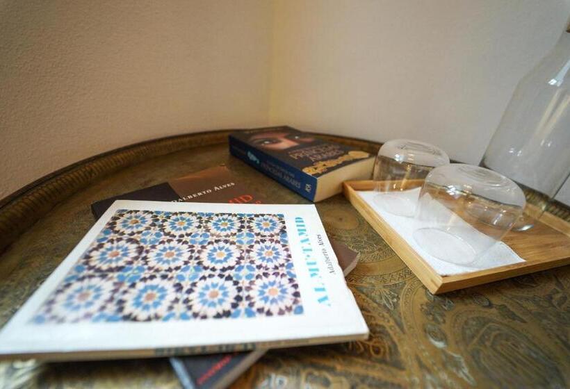 اتاق استاندارد, Maria`s Guesthouse
