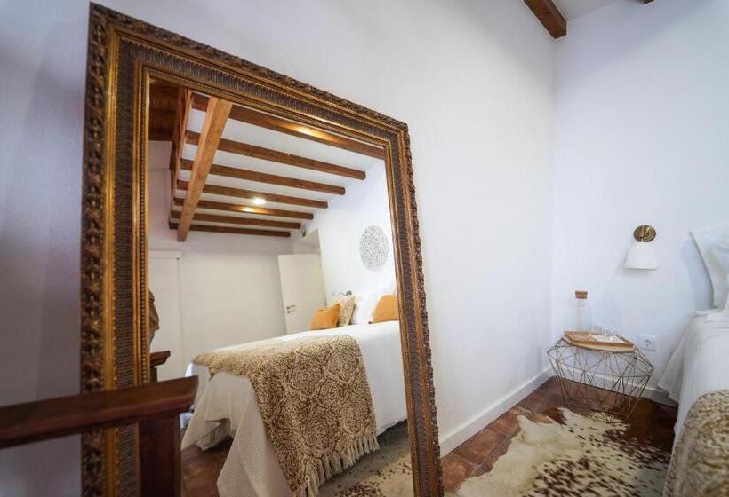 اتاق استاندارد, Maria`s Guesthouse