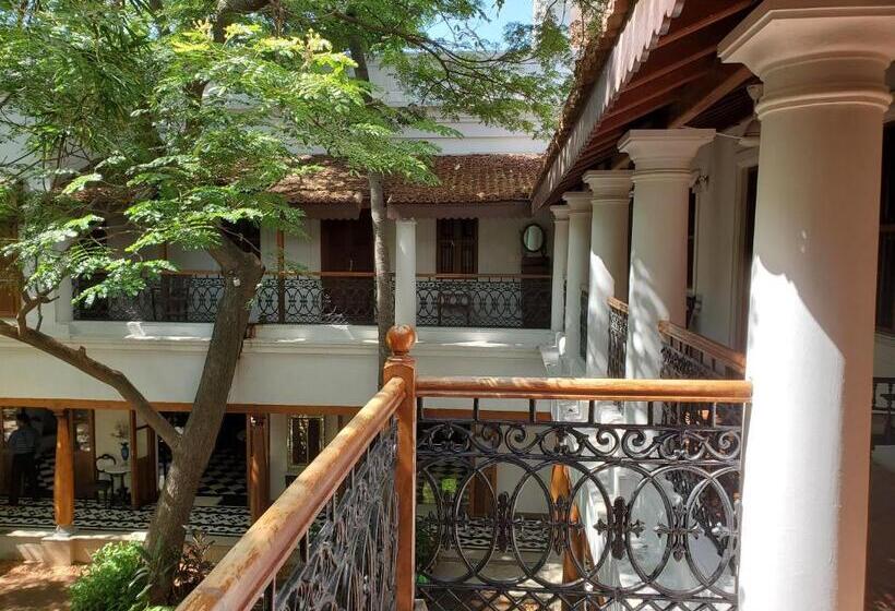 اتاق استاندارد, Kariappa House
