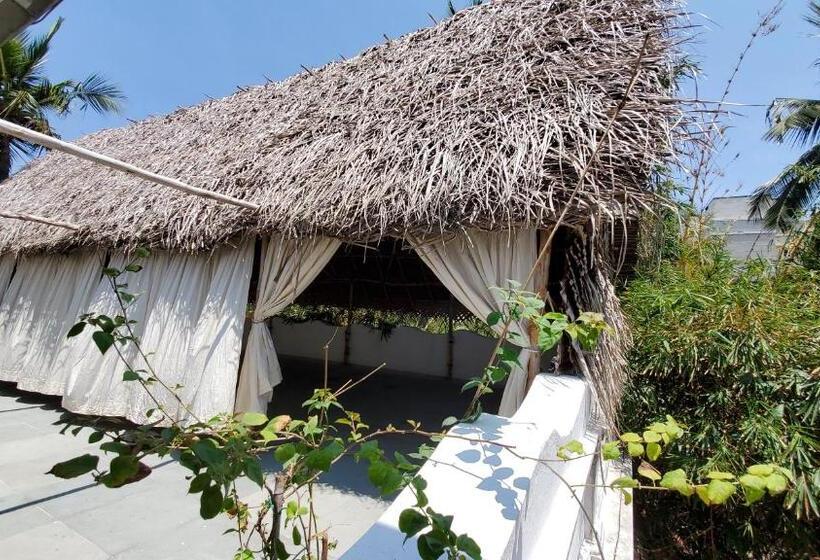 اتاق استاندارد یک نفره, Kariappa House