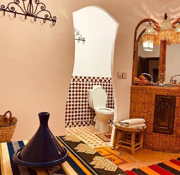 Номер Deluxe с Балконом, Auberge Tissadrine