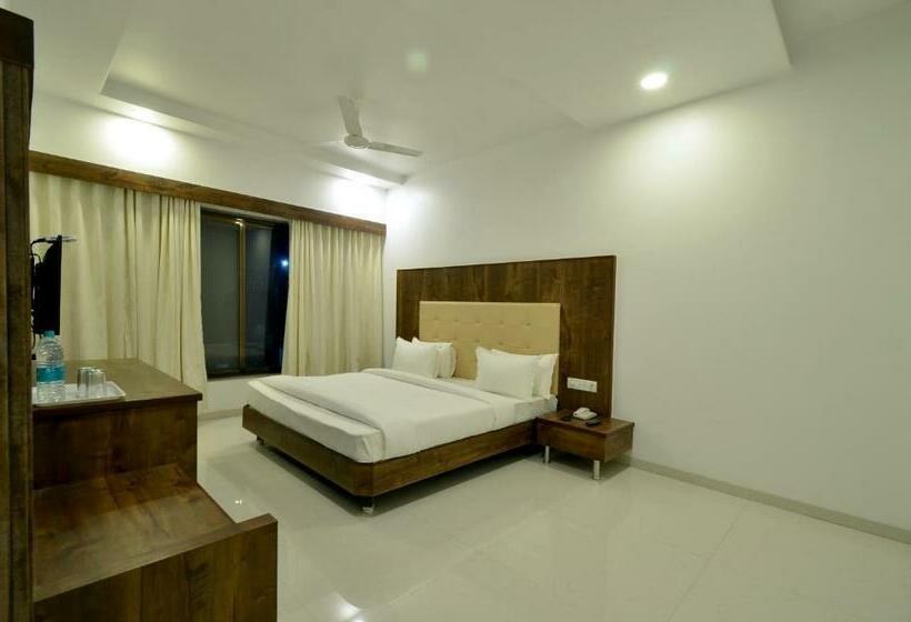 Номер Deluxe Кровать Кинг, Dwarka Park