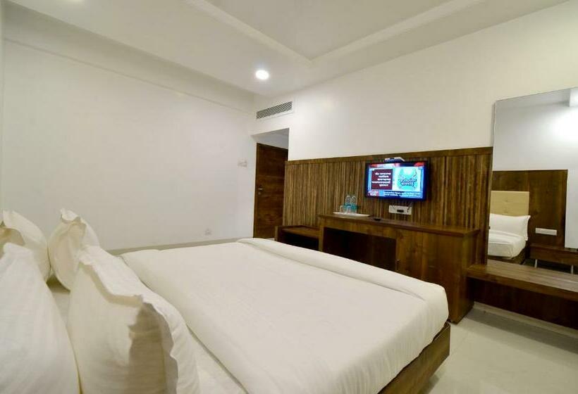 Номер Deluxe Кровать Кинг, Dwarka Park
