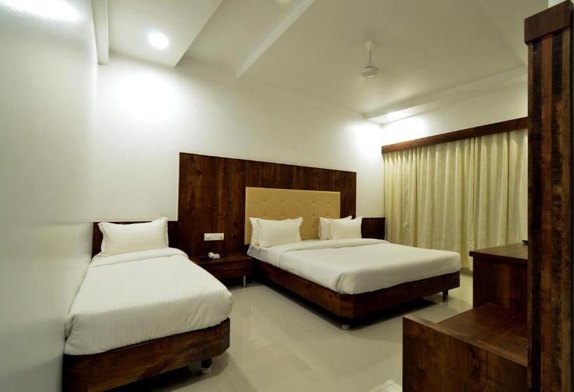 Трехместный Номер Deluxe, Dwarka Park