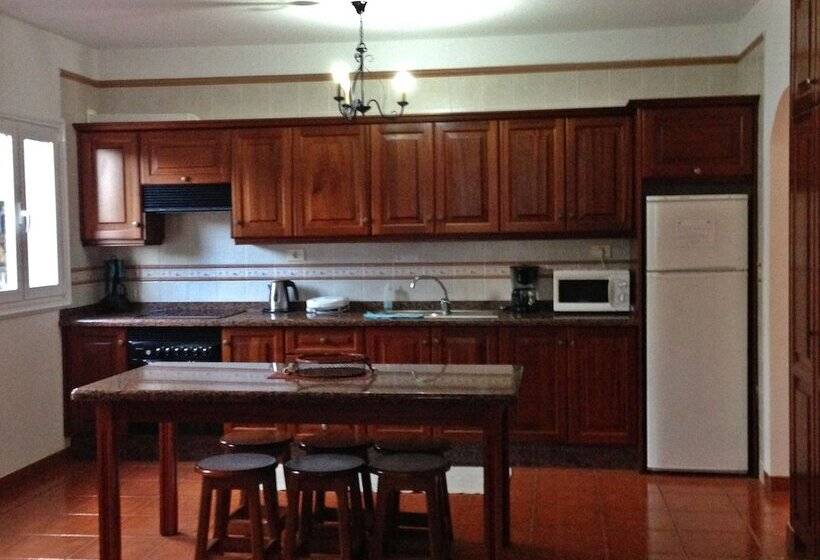 آپارتمان سوپریور 2 خوابه, Apartamentos Los Verodes