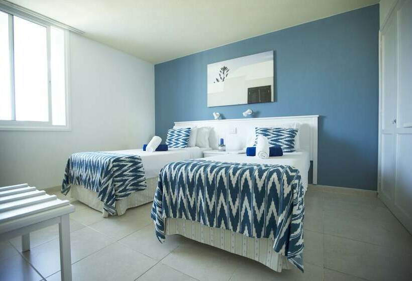 プールビューの２ベッドルームアパート, Aparthotel Playa del Sol - Adults Only