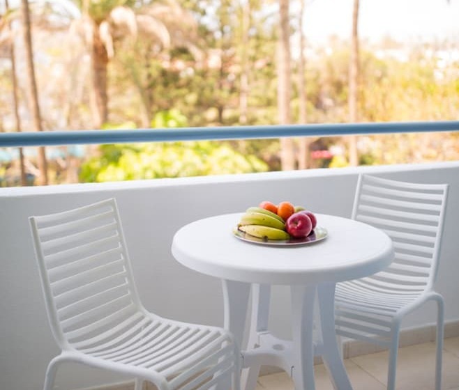 プールビューの１ベッドルームプレミアムアパートメント, Aparthotel Playa del Sol - Adults Only