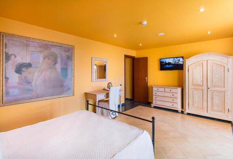 Suite Vista Piscina, La Playa Blanca