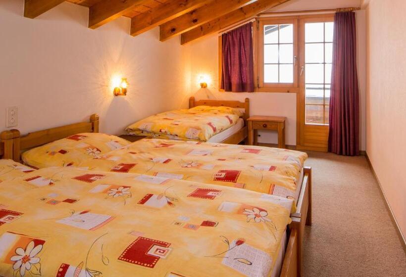 Семейный Номер, Familienhotel Garni Sporting
