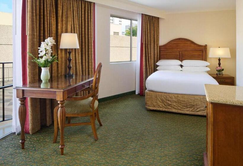 Quarto Standard Cama Dupla Vista Cidade, Outrigger Waikiki Beach Resort