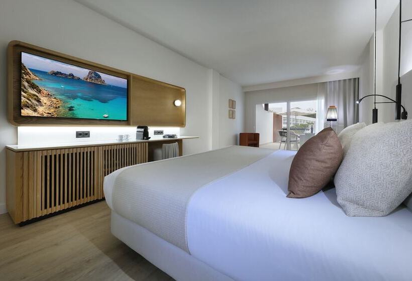 Júnior Suíte com Hidromassagem, Grand Palladium Select Palace Ibiza