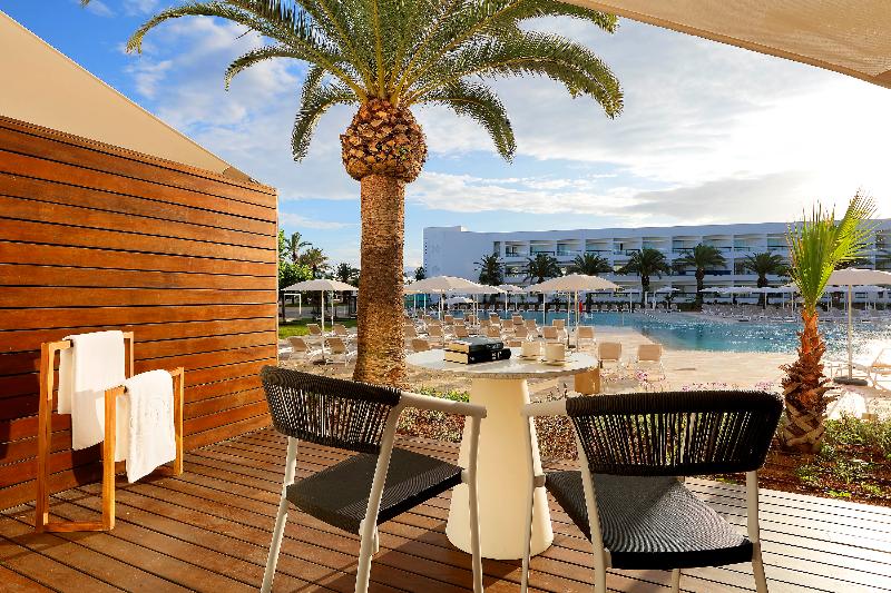 غرفة سوبيريور, Grand Palladium Select Palace Ibiza