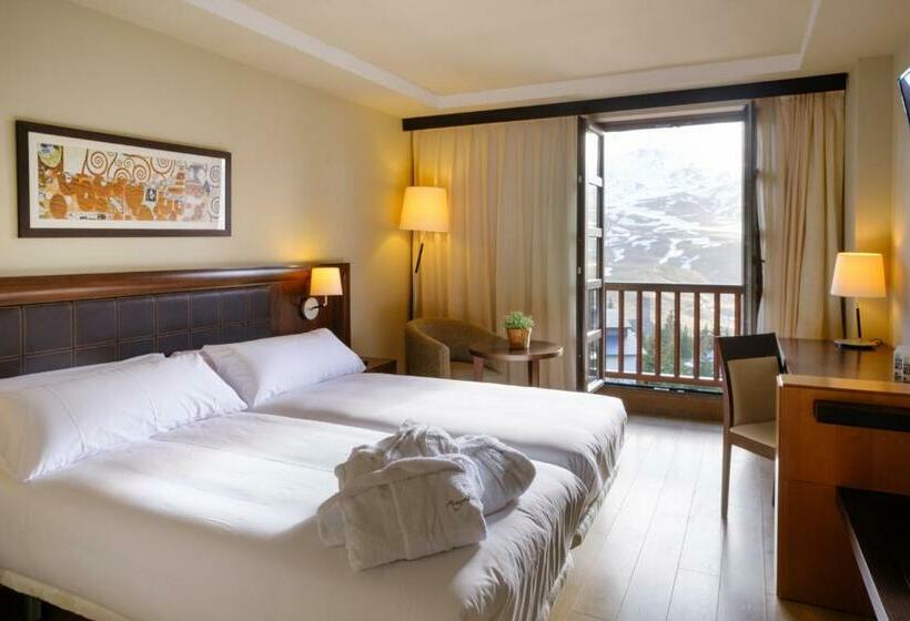 标准三人间, Snö Aragon Hills