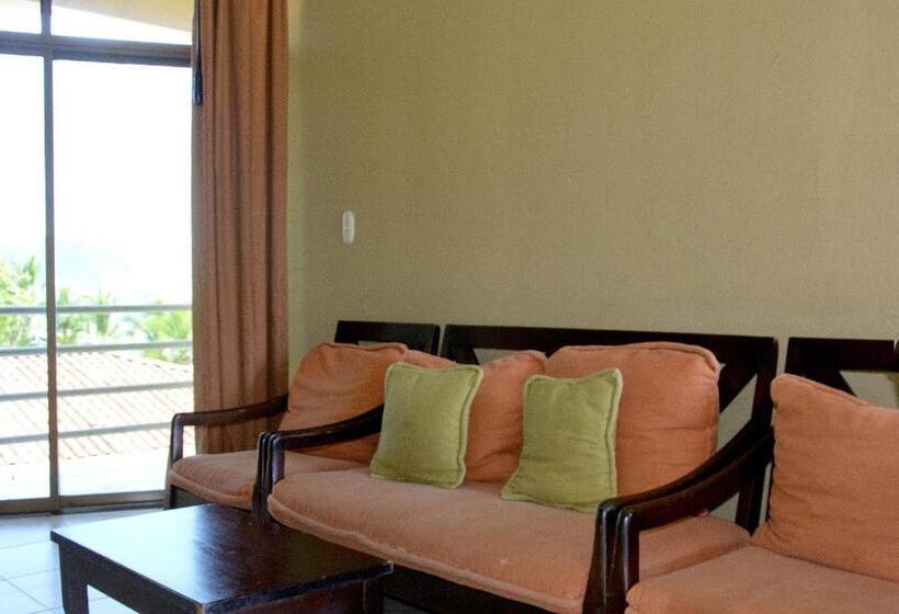 Апартаменты 2 Спальни, Balcon Del Mar Beach Front