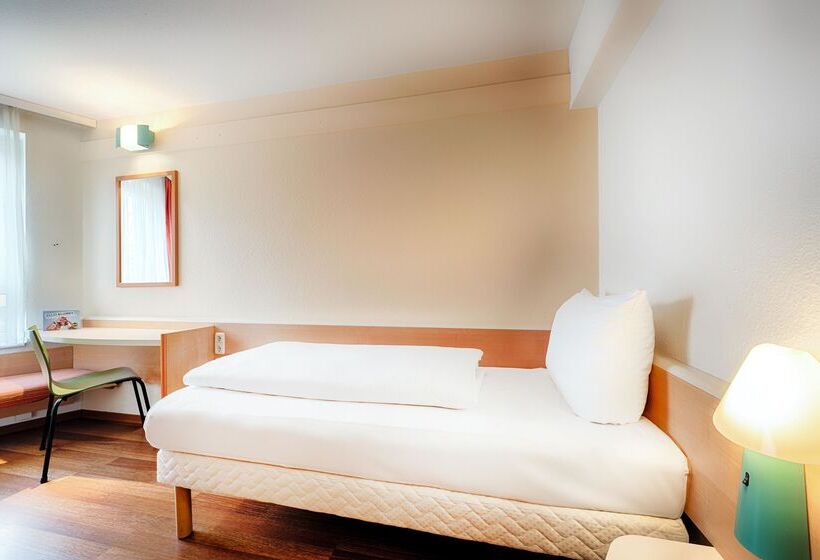 Номер Стандарт, B&b Hotel Düsseldorf Hbf