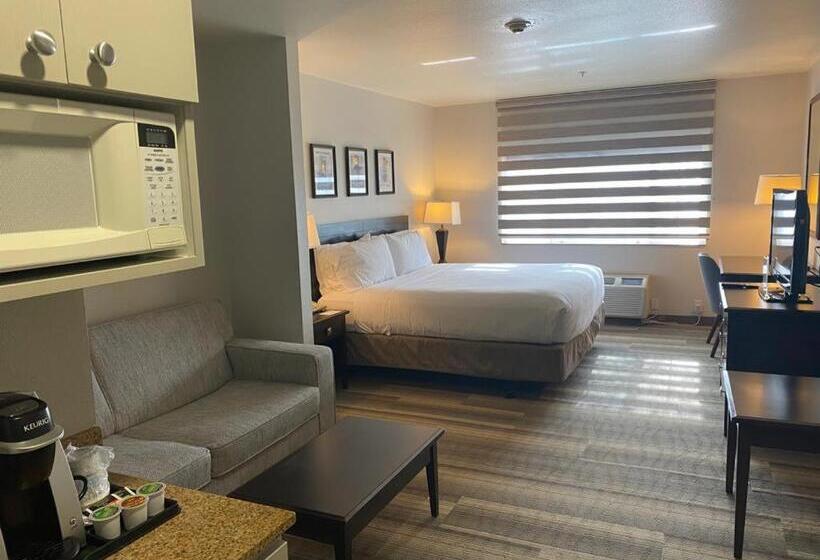 Номер Deluxe Кровать Кинг, Marguerite South Anaheim   Garden Grove, Trademark Collection By Wyndham