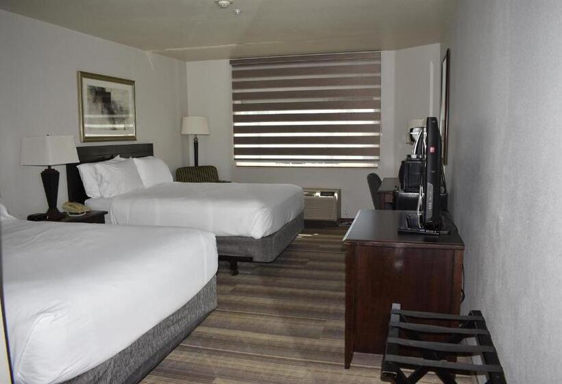 Номер Стандарт, Marguerite South Anaheim   Garden Grove, Trademark Collection By Wyndham