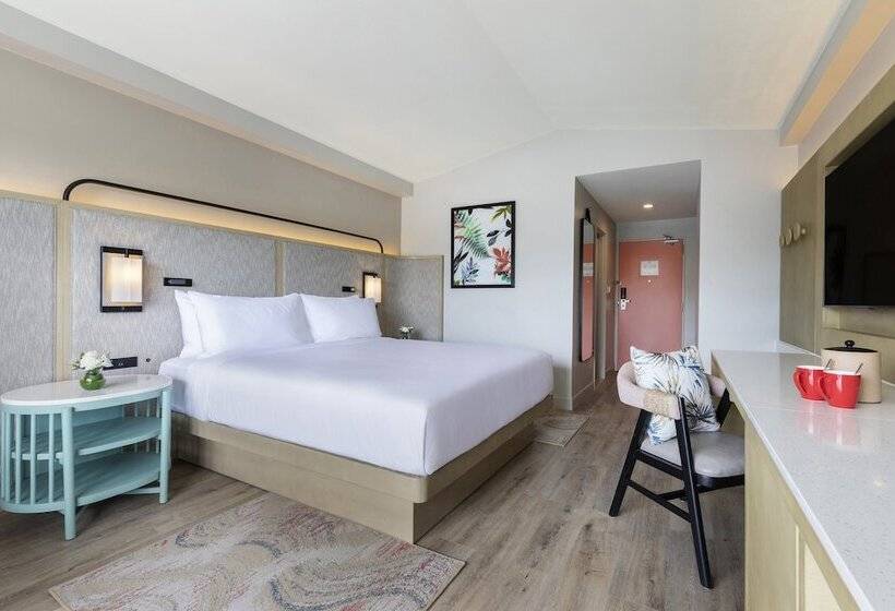 اتاق پرمیوم, Crowne Plaza Resort Saipan
