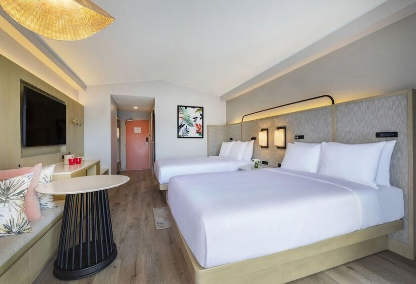 اتاق استاندارد, Crowne Plaza Resort Saipan