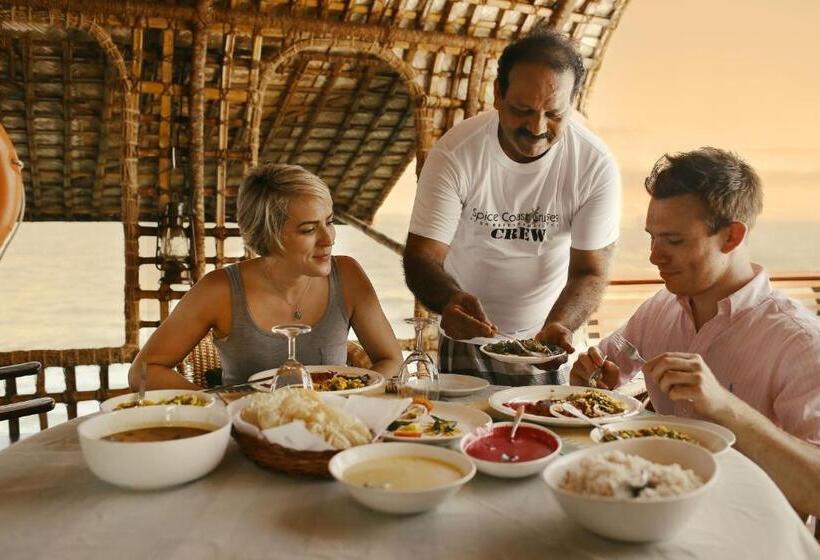 Дом 1 Спальня, Coconut Lagoon Kumarakom  A Cgh Earth Experience