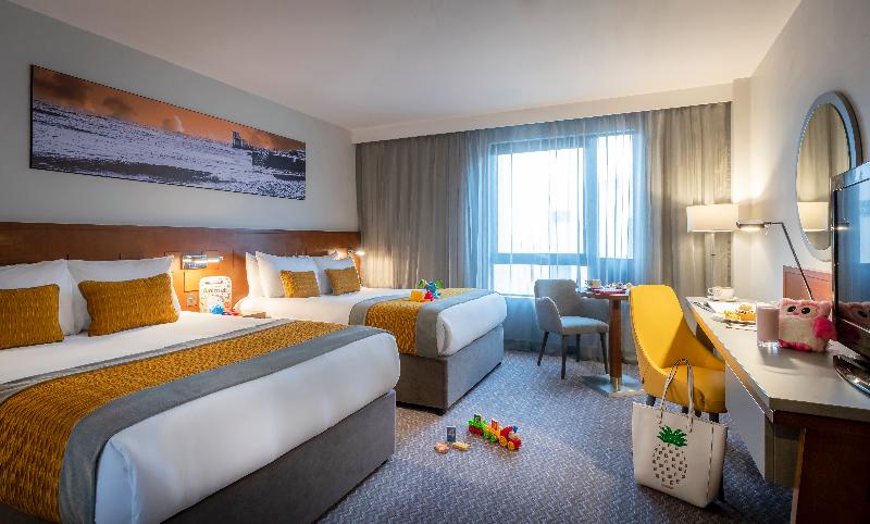 اتاق لوکس خانوادگی, Maldron Hotel Sandy Road Galway