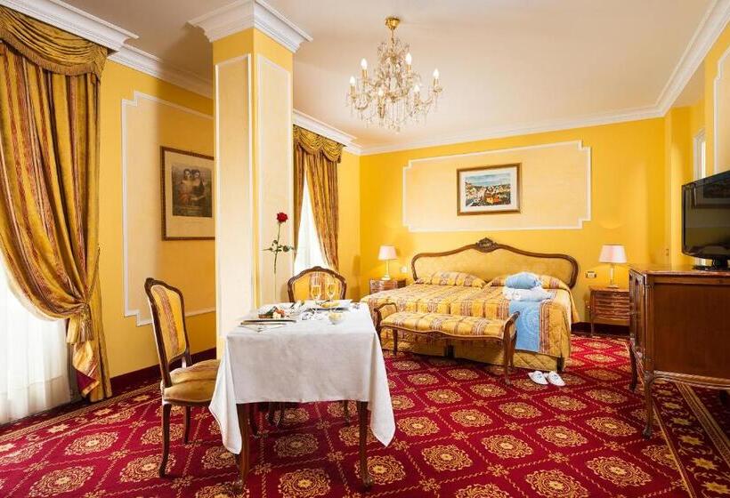 سوییت جونیور, Metropole