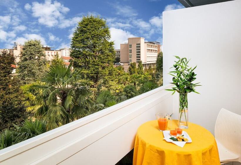 سوییت جونیور, Metropole
