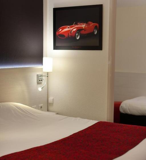 Трехместный Номер Superior, The Originals City, Hôtel Alizéa, Le Mans Nord