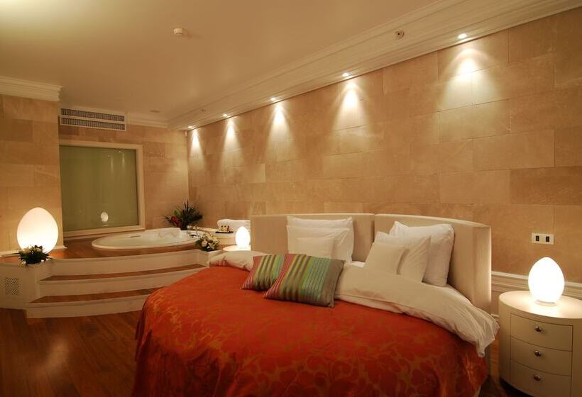 سوییت لوکس, Splendid Conference & Spa Resort