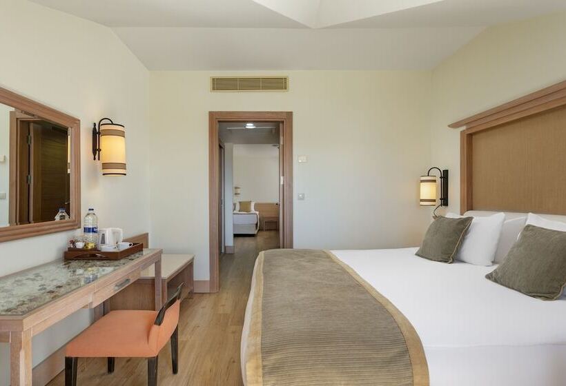 اتاق خانوادگی, Dobedan Beach Resort Comfort