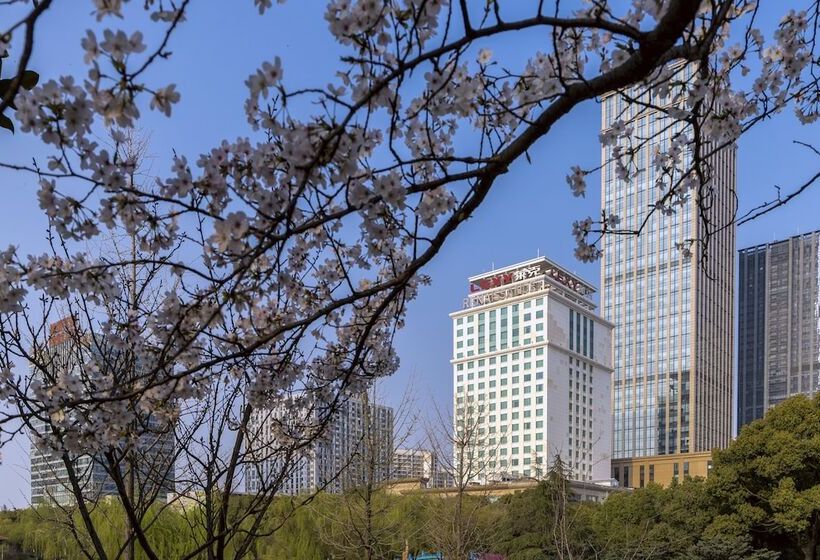 سوئیت کلاب, Renaissance Suzhou