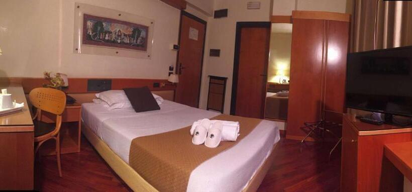 اتاق کلاسیک با تخت دونفره, Best Western Hotel Dei Cavalieri