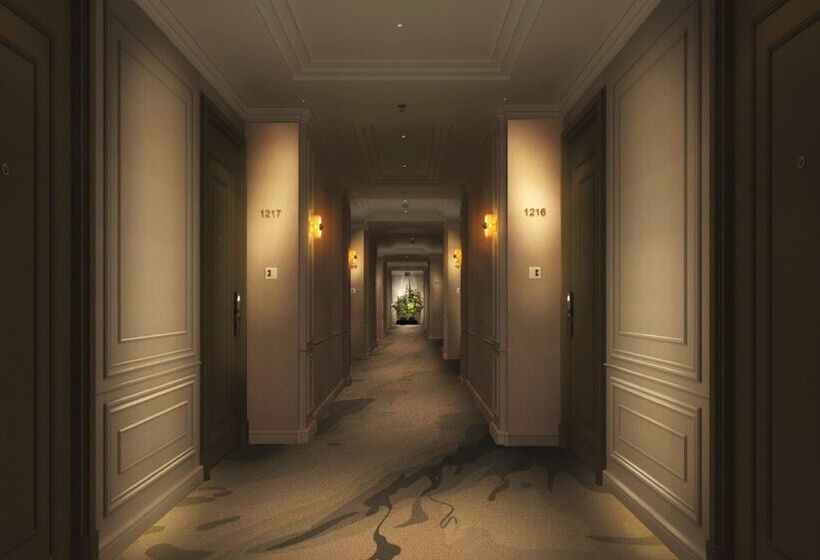 اتاق اجرایی, Mövenpick Hotel Hanoi Centre