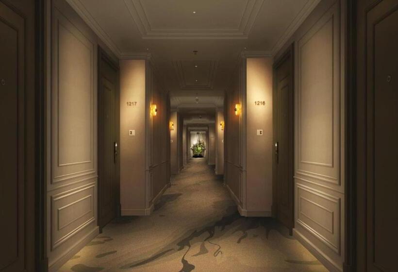 اتاق اجرایی, Mövenpick Hotel Hanoi Centre