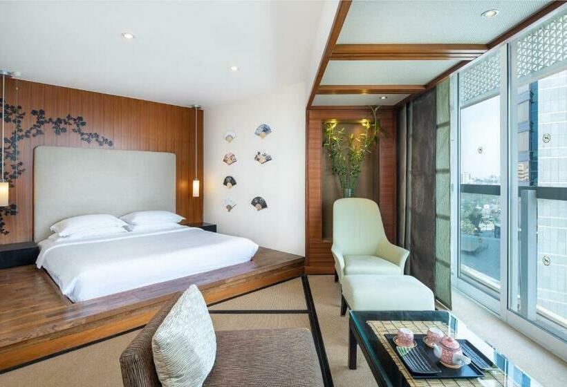 Номер Клуб Кровать Кинг, Sheraton Dubai Creek Hotel & Towers