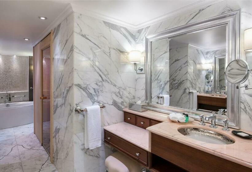 Family Suite, Sheraton Dubai Creek Hotel & Towers