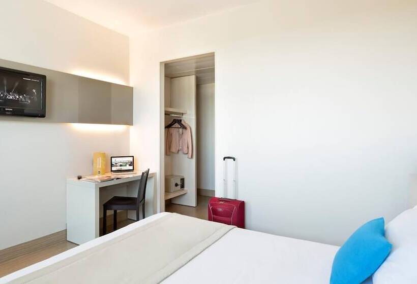 اتاق استاندارد, B&b Hotel Ferrara
