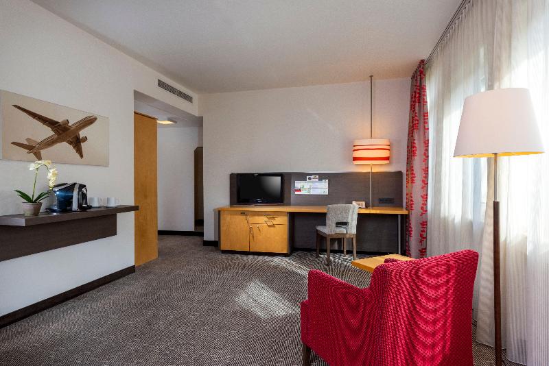 سوییت, Holiday Inn Frankfurt Airport   Neu Isenburg, An Ihg