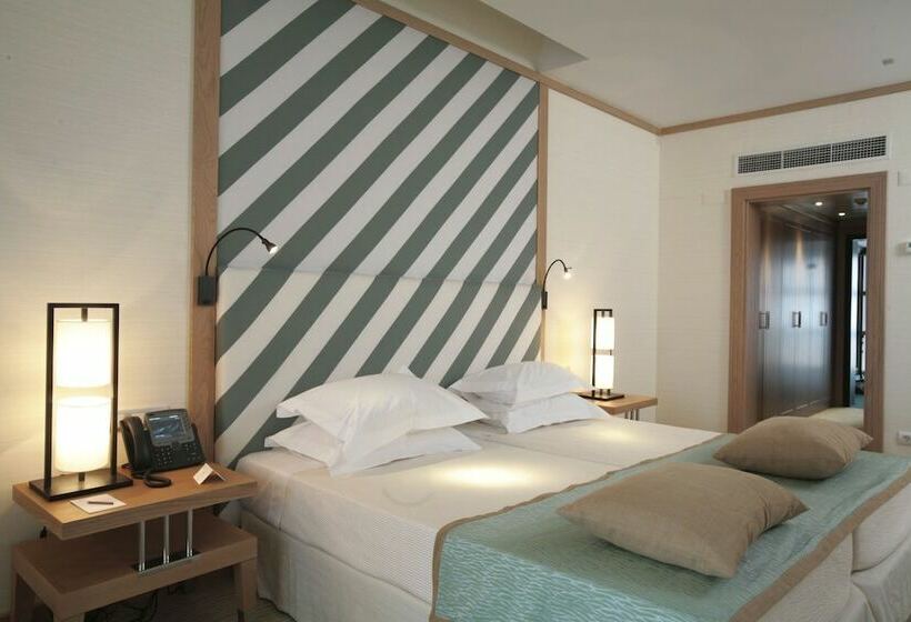 اتاق استاندارد با چشم‌انداز دریا, Sesimbra Oceanfront Hotel   Preferred Hotels And Resorts