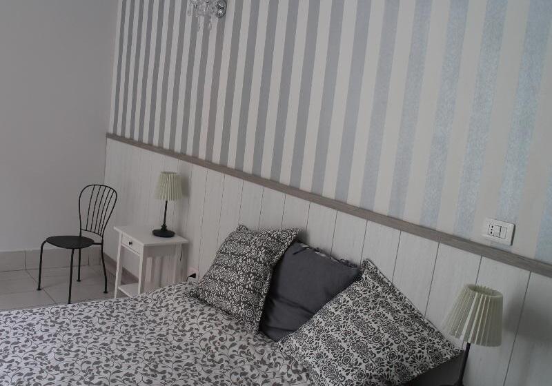 バルコニー付きスタンダードルーム, B&b Dei Decumani