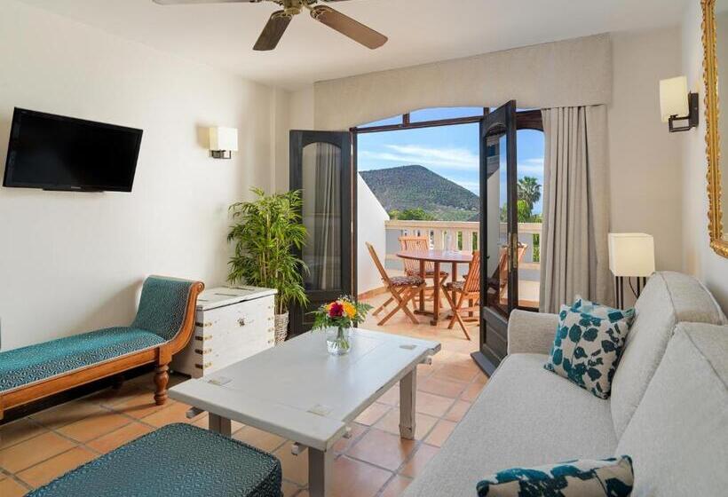 Люкс, Regency Country Club, Apartments Suites