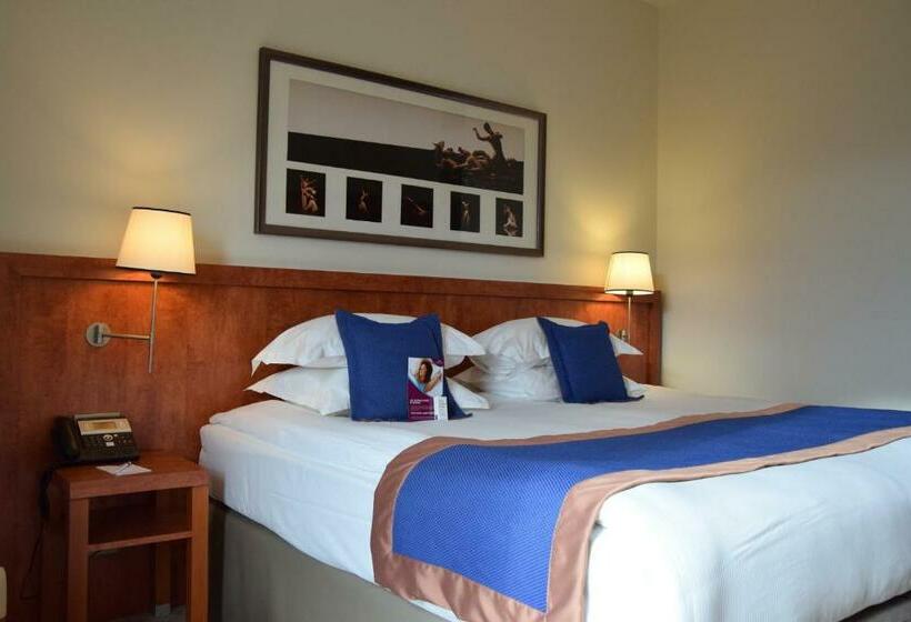 اتاق استاندارد, Crowne Plaza Lyon   Cité Internationale