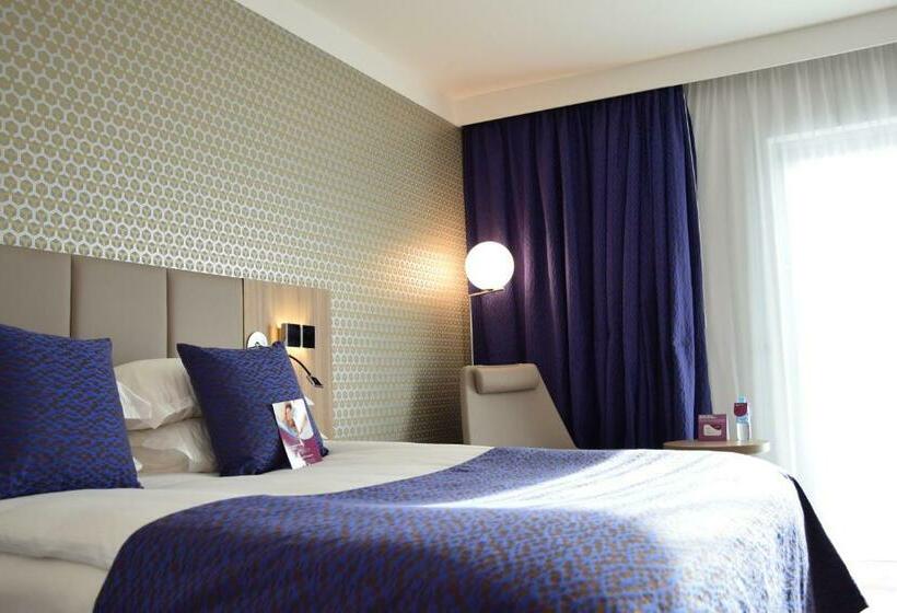 수피리어 룸 강 전망, Crowne Plaza Lyon   Cité Internationale